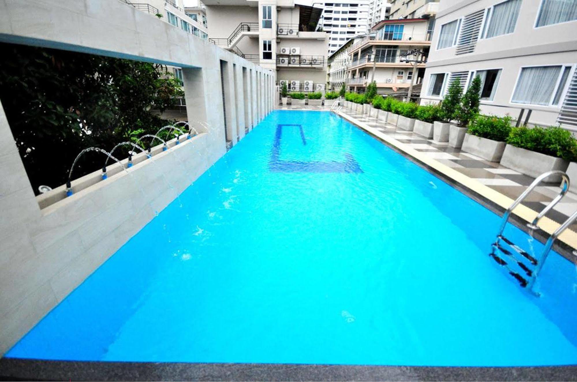 Parinda Hotel Bangkok Ngoại thất bức ảnh